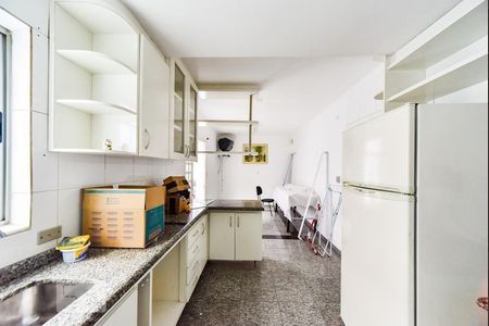 Casa à venda com 200m², 3 quartos e 2 vagasCozinha