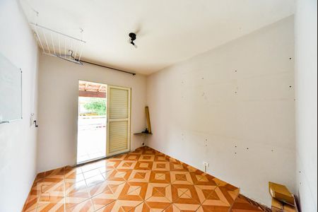 Casa à venda com 200m², 3 quartos e 2 vagasQuarto 3