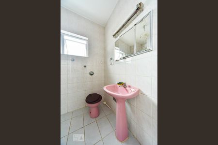 Casa à venda com 200m², 3 quartos e 2 vagasBanheiro Social