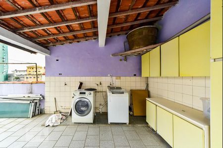 Casa à venda com 200m², 3 quartos e 2 vagasÁrea de Serviço