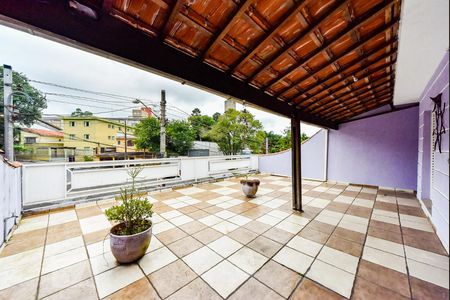 Varanda dos Quartos 2 e 3 de casa à venda com 3 quartos, 200m² em Santa Terezinha, São Bernardo do Campo
