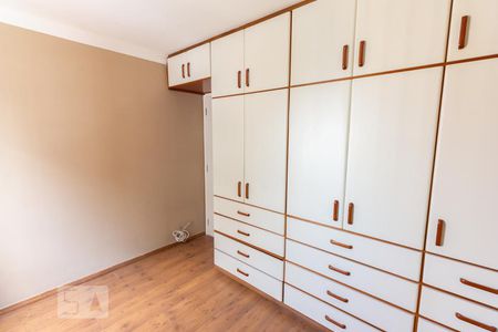 Apartamento à venda com 75m², 2 quartos e 1 vagaQuarto 02