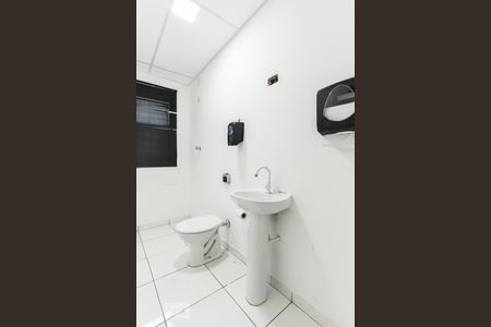 Lavabo de casa para alugar com 4 quartos, 180m² em Baeta Neves, São Bernardo do Campo