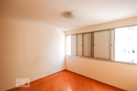 Suíte  de apartamento para alugar com 1 quarto, 57m² em Aclimação, São Paulo