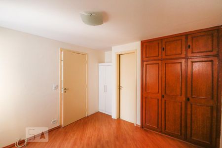 Suíte  de apartamento para alugar com 1 quarto, 57m² em Aclimação, São Paulo