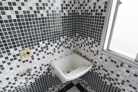 Apartamento para alugar com 71m², 3 quartos e 1 vagaÁrea de serviço (Tanque)