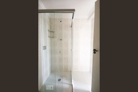 Banheiro  de apartamento à venda com 1 quarto, 51m² em Cambuci, São Paulo