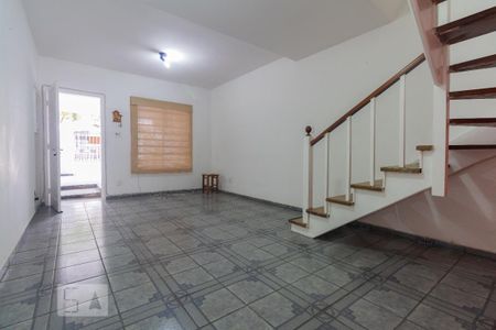 Sala de casa para alugar com 2 quartos, 90m² em Chácara Japonesa, São Paulo