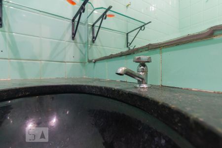 Banheiro de casa para alugar com 2 quartos, 90m² em Chácara Japonesa, São Paulo