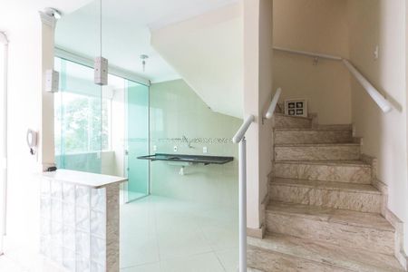 Casa à venda com 230m², 3 quartos e 4 vagasCozinha