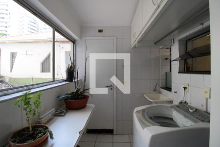 Apartamento à venda com 170m², 3 quartos e 1 vagaÁrea de serviço 