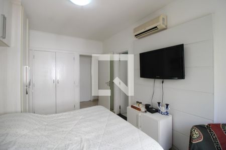 Suíte  de apartamento à venda com 3 quartos, 170m² em Perdizes, São Paulo