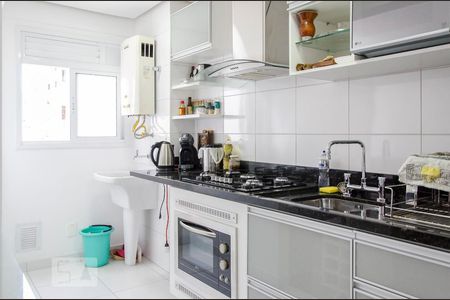 Cozinha de apartamento à venda com 2 quartos, 51m² em Harmonia, Canoas