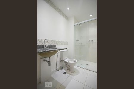 Banheiro de apartamento à venda com 3 quartos, 110m² em Jardim Vazani, São Paulo