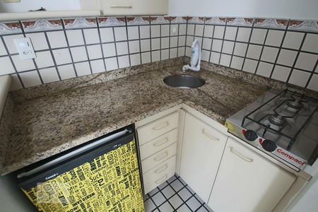 Cozinha de apartamento para alugar com 1 quarto, 36m² em Consolação, São Paulo
