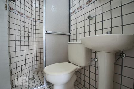 Banheiro de apartamento para alugar com 1 quarto, 36m² em Consolação, São Paulo