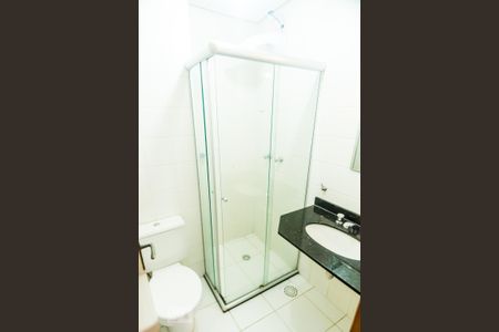 Banheiro de apartamento para alugar com 2 quartos, 72m² em Petrópolis, Porto Alegre