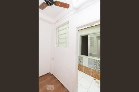 Casa para alugar com 78m², 2 quartos e 1 vagaQUARTO DE SERVIÇO