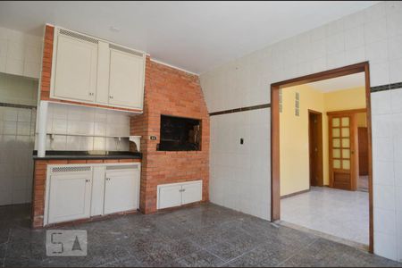Casa à venda com 450m², 5 quartos e 4 vagasCozinha 1