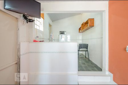 Cozinha de kitnet/studio para alugar com 1 quarto, 25m² em Cidade Jardim, Belo Horizonte