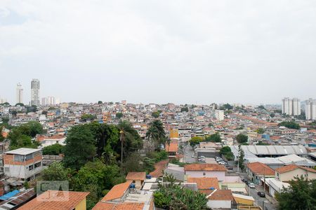 VISTA SALA de apartamento à venda com 3 quartos, 69m² em Vila Amália (zona Norte), São Paulo