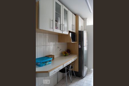 Apartamento à venda com 69m², 3 quartos e 1 vagaCOZINHA