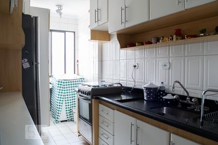 COZINHA de apartamento à venda com 3 quartos, 69m² em Vila Amália (zona Norte), São Paulo