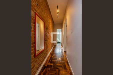 Corredor de apartamento para alugar com 2 quartos, 79m² em Farroupilha, Porto Alegre
