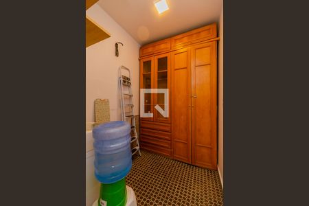 Quarto de Serviço de apartamento para alugar com 2 quartos, 79m² em Farroupilha, Porto Alegre
