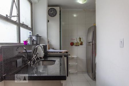 Apartamento à venda com 90m², 2 quartos e 2 vagasCozinha