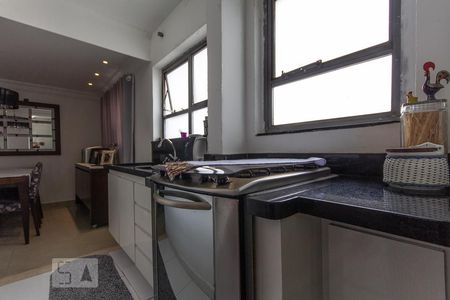 Apartamento à venda com 90m², 2 quartos e 2 vagasCozinha