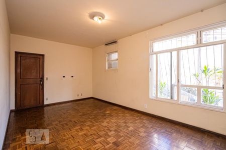 Apartamento para alugar com 160m², 4 quartos e 2 vagasSala