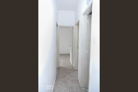 CORREDOR de apartamento para alugar com 3 quartos, 60m² em Del Castilho, Rio de Janeiro