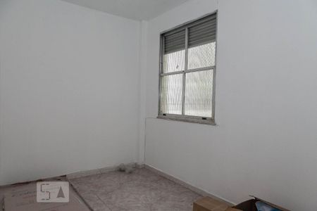 QUARTO 1 de apartamento para alugar com 3 quartos, 60m² em Del Castilho, Rio de Janeiro