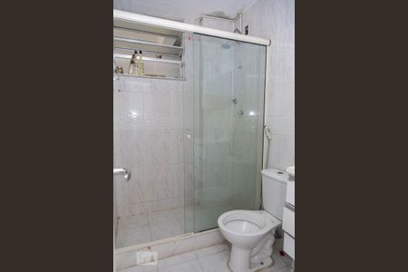 BANHEIRO de apartamento para alugar com 3 quartos, 60m² em Del Castilho, Rio de Janeiro