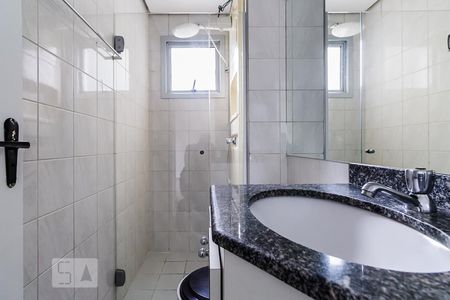 Banheiro de apartamento para alugar com 1 quarto, 35m² em Jardim Paulista, São Paulo