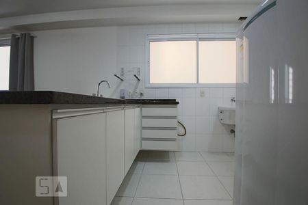 Cozinha de apartamento para alugar com 1 quarto, 44m² em Higienópolis, São Paulo