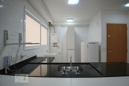 Cozinha de apartamento para alugar com 1 quarto, 44m² em Higienópolis, São Paulo
