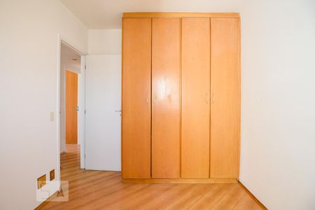 Apartamento para alugar com 95m², 3 quartos e 2 vagas Apartamento para alugar com 95m², 3 quartos e 2 vagasQuarto 2
