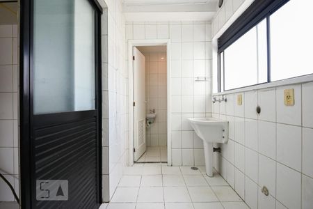 Apartamento para alugar com 95m², 3 quartos e 2 vagas Apartamento para alugar com 95m², 3 quartos e 2 vagasÁrea de Serviço