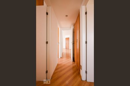 Apartamento para alugar com 95m², 3 quartos e 2 vagas Apartamento para alugar com 95m², 3 quartos e 2 vagasCorredor