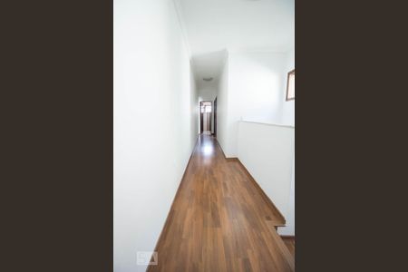 Casa à venda com 276m², 3 quartos e 3 vagasCorredor