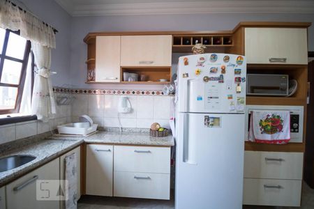 Casa à venda com 276m², 3 quartos e 3 vagasCozinha