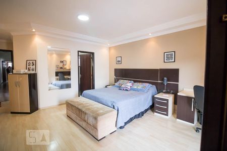 Casa à venda com 276m², 3 quartos e 3 vagasSuite 