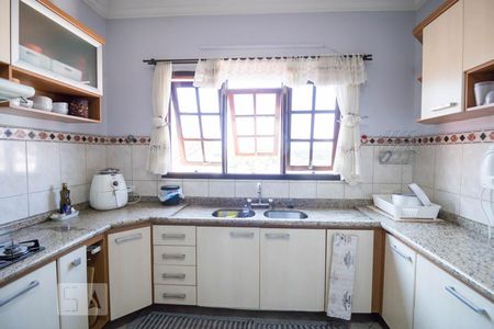 Casa à venda com 276m², 3 quartos e 3 vagasCozinha