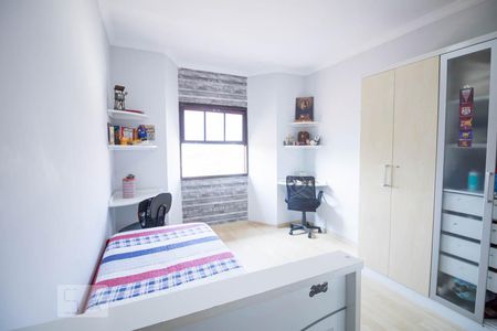 Casa à venda com 276m², 3 quartos e 3 vagasDormitório 2