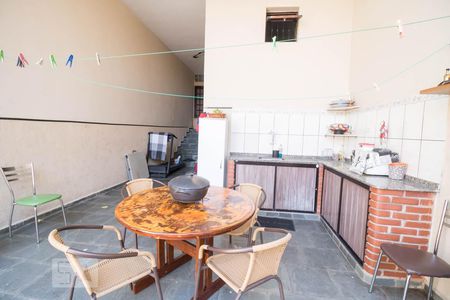 Casa à venda com 276m², 3 quartos e 3 vagasEspaço Gourmet