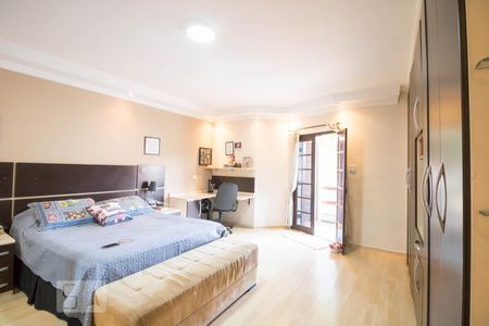 Casa à venda com 276m², 3 quartos e 3 vagasSuite 