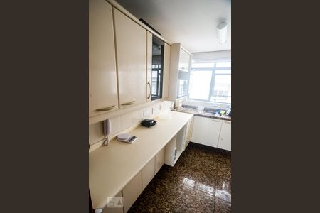 Apartamento à venda com 132m², 3 quartos e 1 vagaCozinha