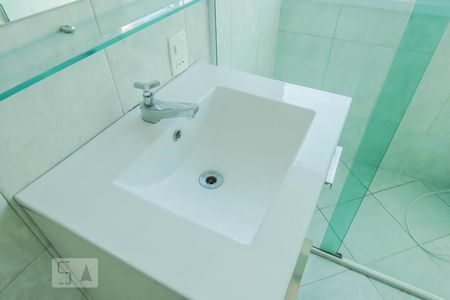 Banheiro de apartamento para alugar com 1 quarto, 60m² em Itaim Bibi, São Paulo